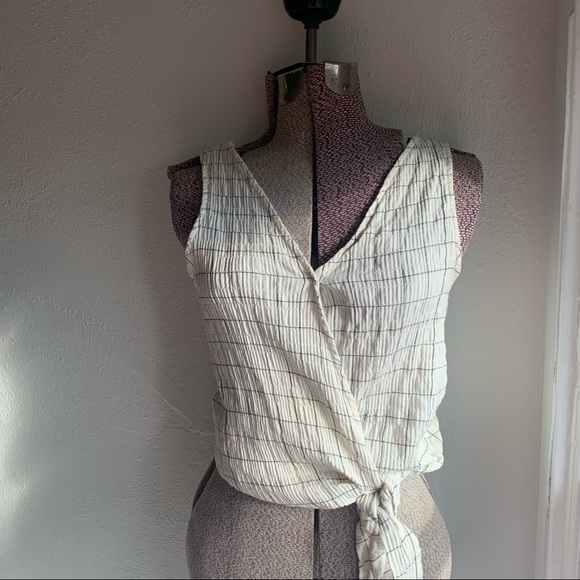 Eye Shadow | Cream Windowpane Pattern Wrap Tank Top - Small - Picture 11 of 14